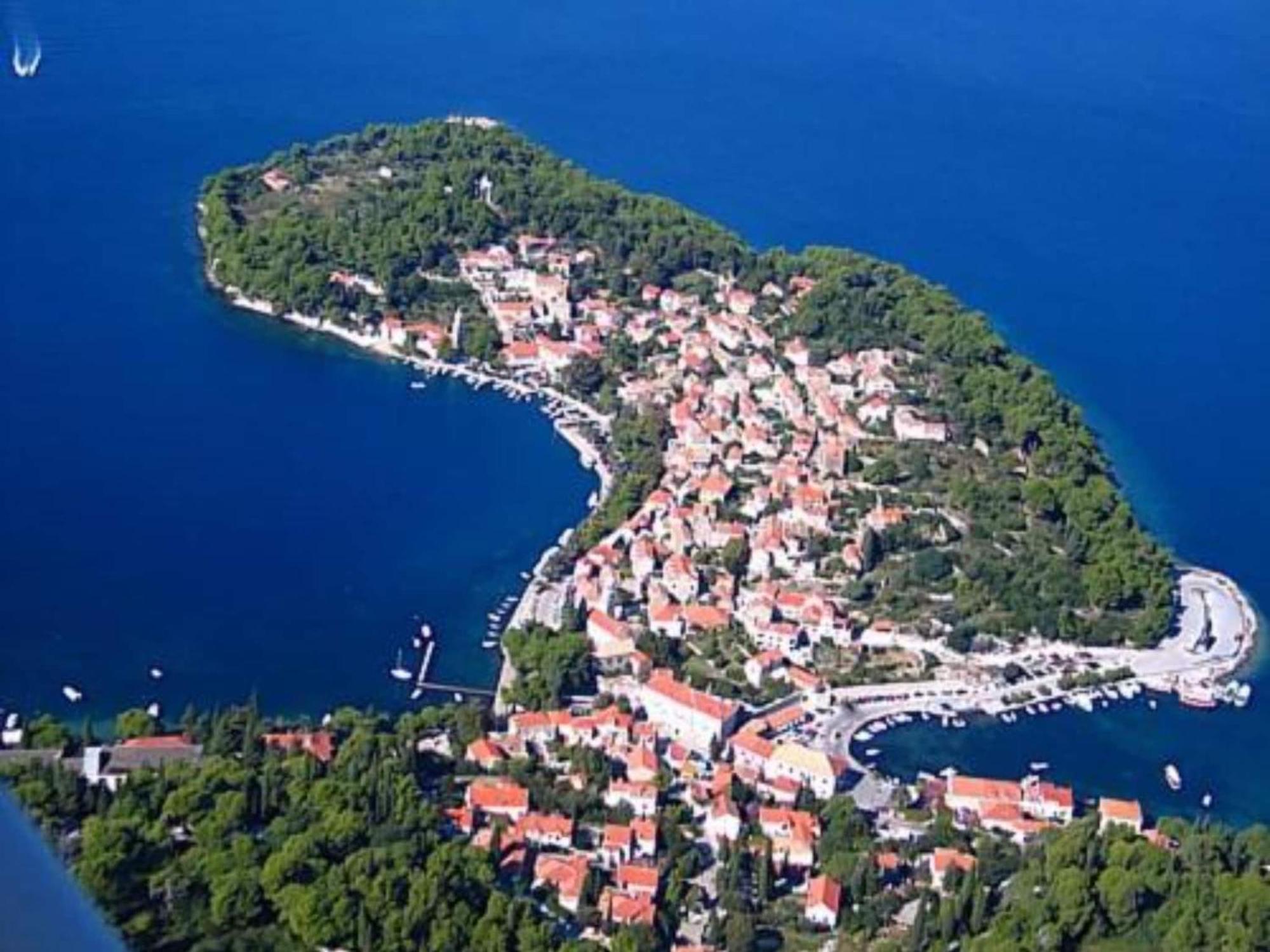 Luka's - 